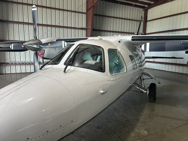 Mitsubishi MU-2 front view